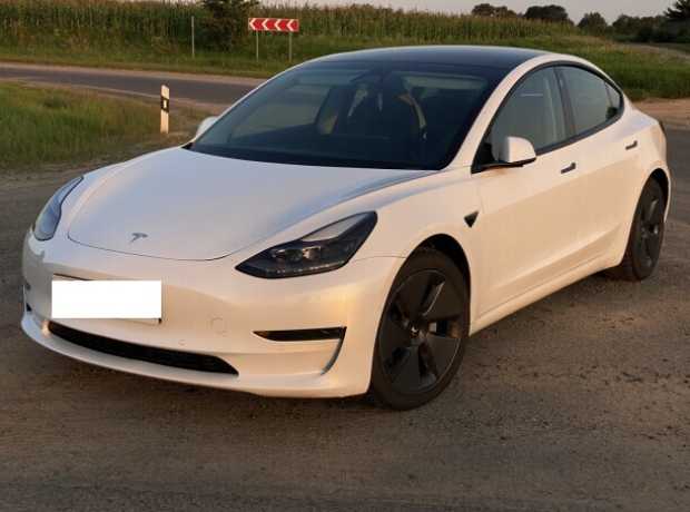 Tesla Model 3 I  Рестайлинг, 2021, пробег 39000 км