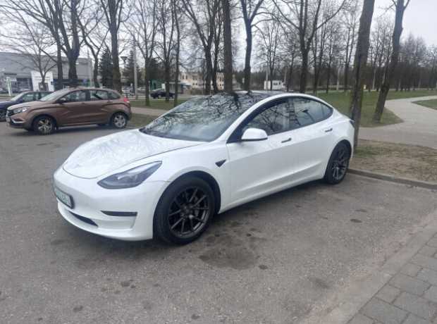 Tesla Model 3 I  Рестайлинг, 2021, пробег 40000 км