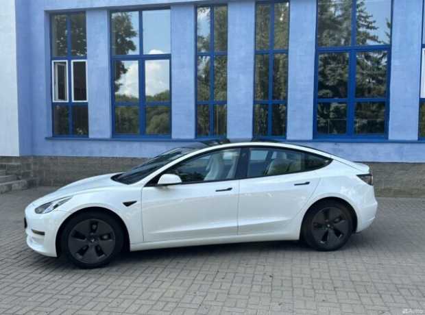 Tesla Model 3 I  Рестайлинг, 2021, пробег 42000 км