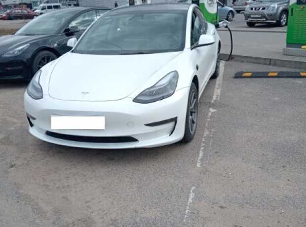 Tesla Model 3 I  Рестайлинг, 2021, пробег 57800 км