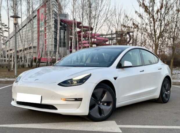 Tesla Model 3 I  Рестайлинг, 2021, пробег 95000 км