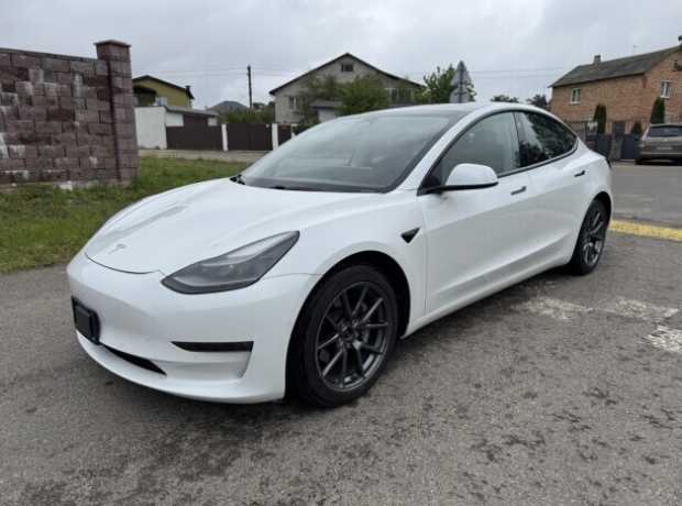 Tesla Model 3 I  Рестайлинг, 2021, пробег 98000 км