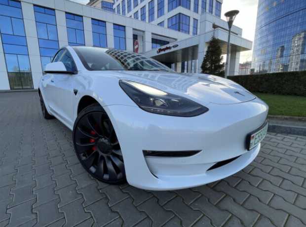 Tesla Model 3 I  Рестайлинг, 2022, пробег 22000 км