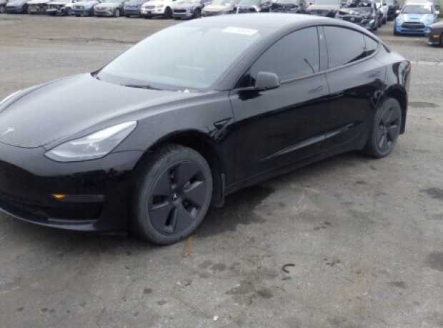 Tesla Model 3 I  Рестайлинг, 2022, пробег 68000 км