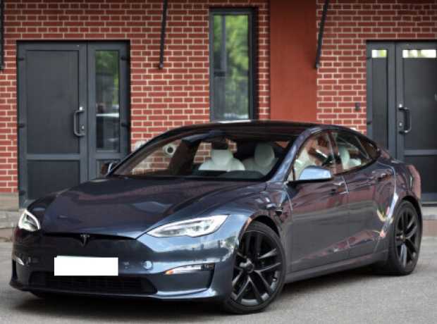 Tesla Model S I  2-й рестайлинг, 2021, пробег 30000 км