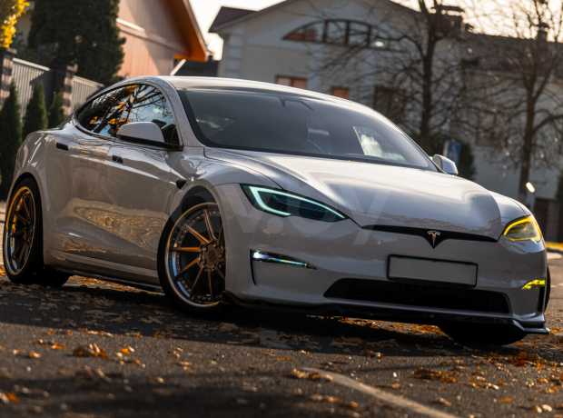 Tesla Model S I 2-й рестайлинг