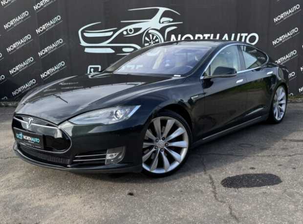 Tesla Model S I, 2013, пробег 211000 км