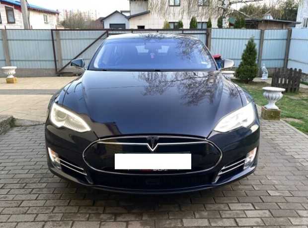 Tesla Model S I, 2014, пробег 150000 км