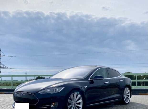 Tesla Model S I, 2014, пробег 174000 км