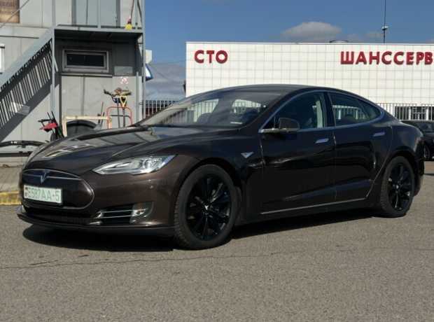 Tesla Model S I, 2014, пробег 257200 км