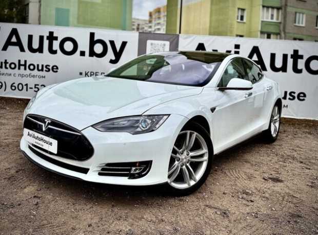 Tesla Model S I, 2015, пробег 101215 км