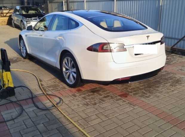 Tesla Model S I, 2015, пробег 130000 км