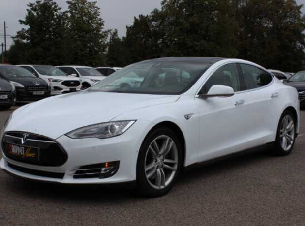 Tesla Model S I, 2015, пробег 266710 км