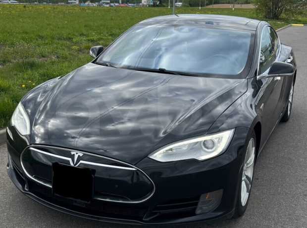 Tesla Model S I