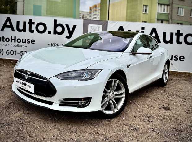 Tesla Model S I