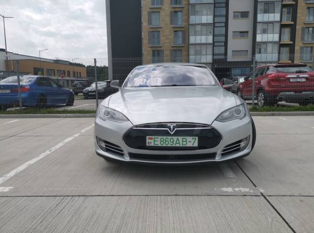 Tesla Model S I