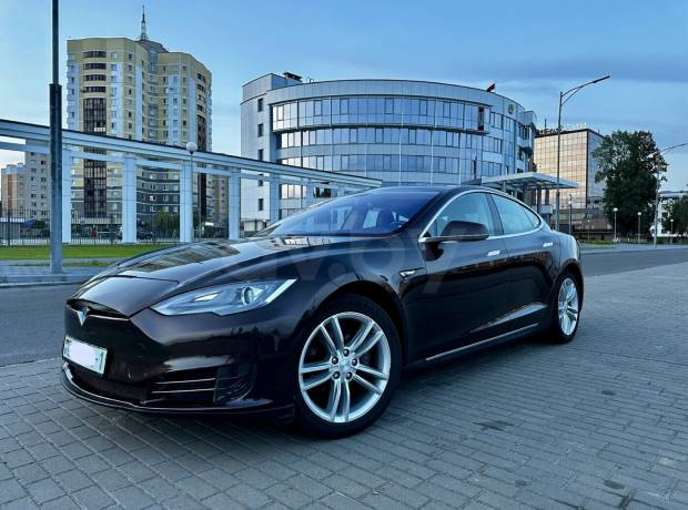 Tesla Model S I