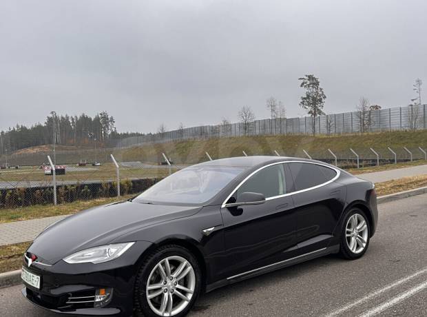 Tesla Model S I