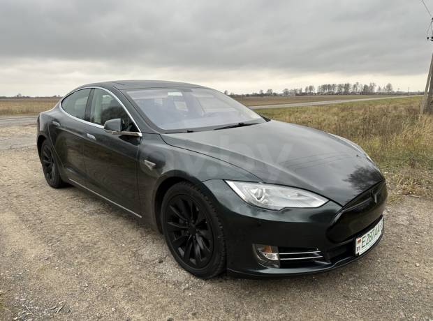 Tesla Model S I