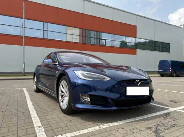 Tesla Model S I  Рестайлинг, 2016, пробег 110000 км