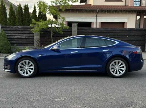 Tesla Model S I  Рестайлинг, 2016, пробег 156000 км
