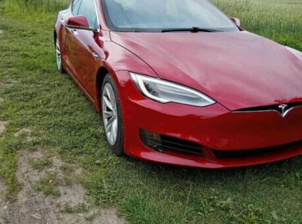 Tesla Model S I  Рестайлинг, 2016, пробег 76970 км