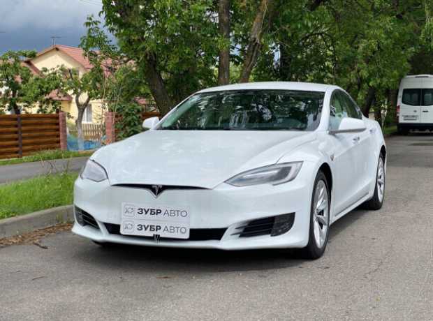 Tesla Model S I  Рестайлинг, 2016, пробег 90800 км