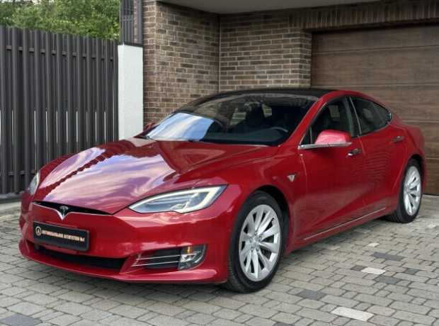 Tesla Model S I  Рестайлинг, 2017, пробег 166000 км