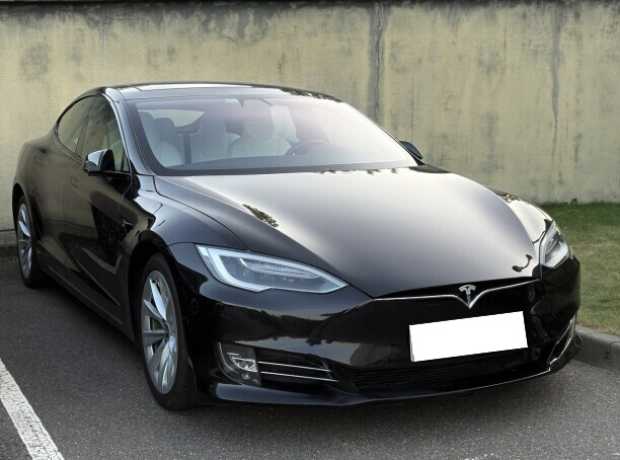 Tesla Model S I  Рестайлинг, 2017, пробег 86000 км