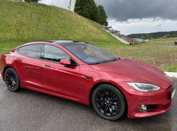 Tesla Model S I  Рестайлинг, 2018, пробег 122350 км