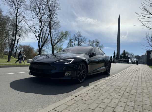 Tesla Model S I  Рестайлинг, 2018, пробег 85000 км