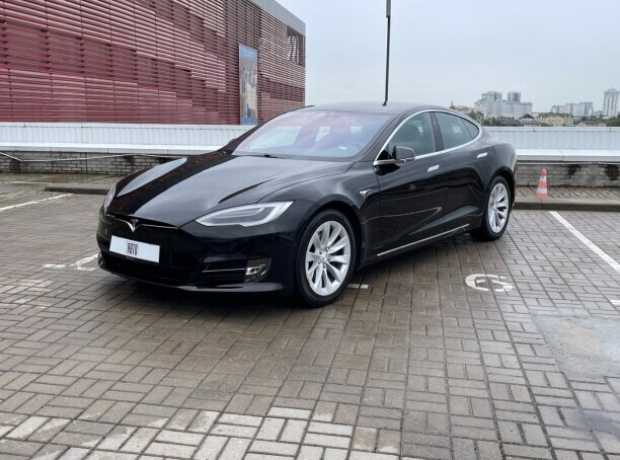 Tesla Model S I  Рестайлинг, 2019, пробег 52500 км