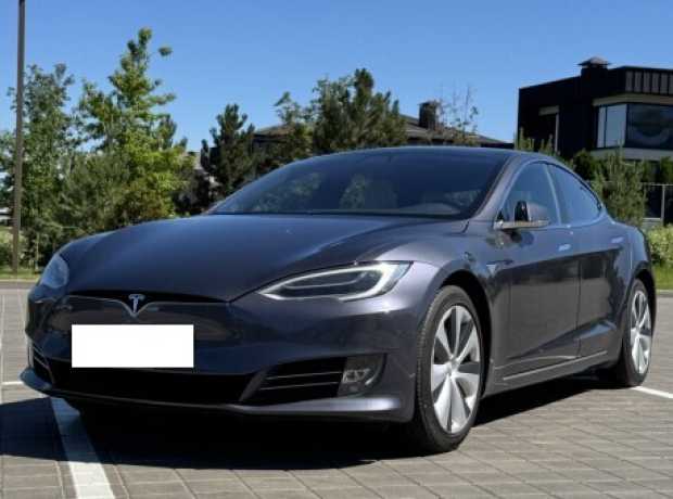 Tesla Model S I  Рестайлинг, 2020, пробег 68000 км