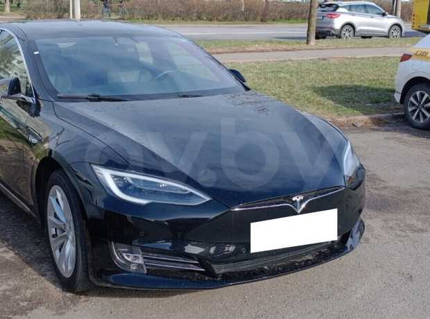 Tesla Model S I Рестайлинг