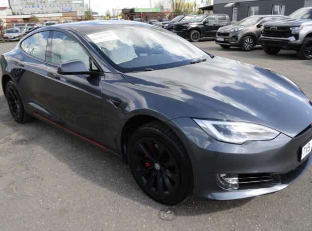 Tesla Model S I Рестайлинг