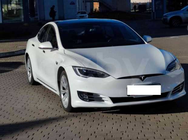 Tesla Model S I Рестайлинг