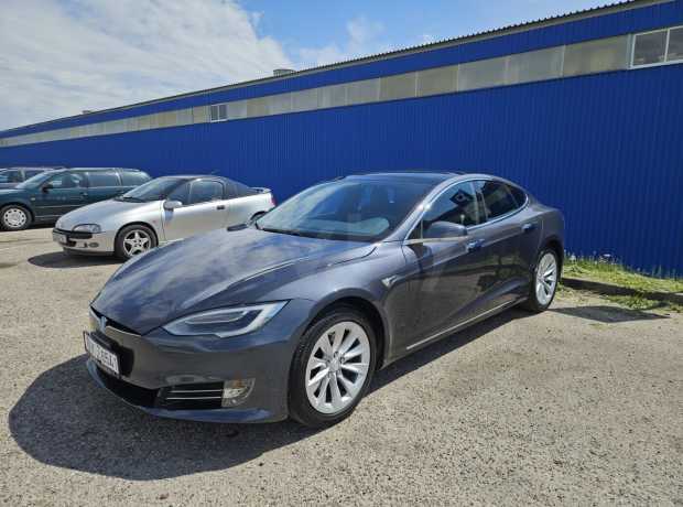 Tesla Model S I Рестайлинг
