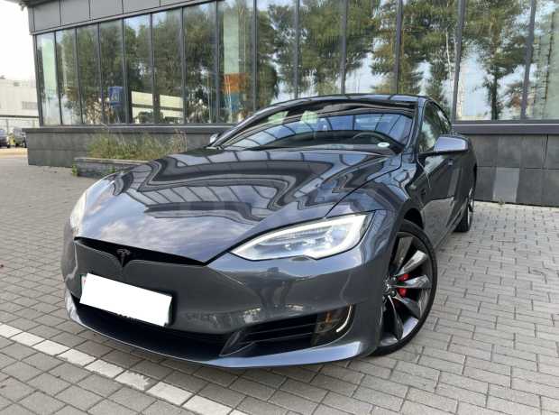 Tesla Model S I Рестайлинг