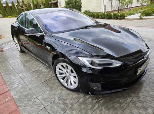 Tesla Model S I Рестайлинг