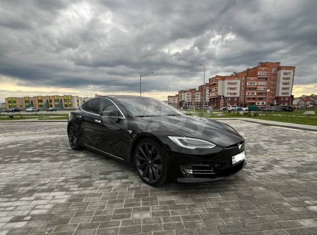 Tesla Model S I Рестайлинг