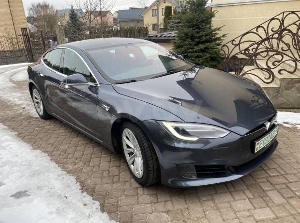 Tesla Model S I Рестайлинг