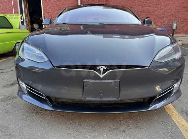 Tesla Model S I Рестайлинг