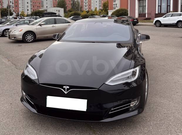 Tesla Model S I Рестайлинг