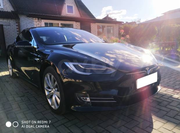 Tesla Model S I Рестайлинг