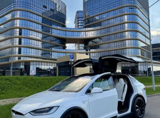 Tesla Model X I, 2016, пробег 102000 км