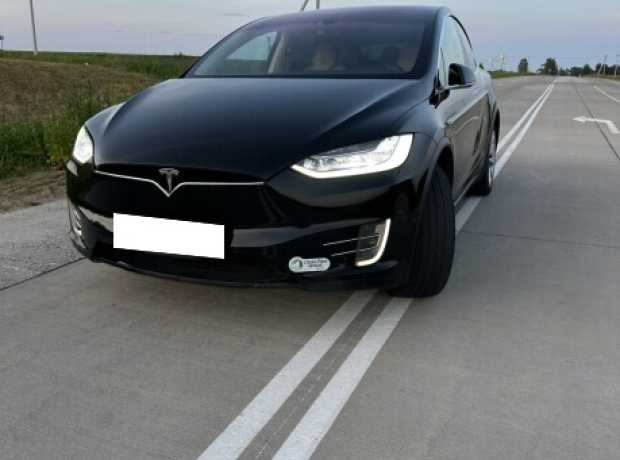Tesla Model X I, 2016, пробег 200000 км