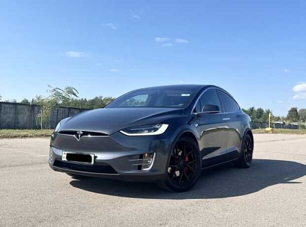 Tesla Model X I, 2016, пробег 88000 км