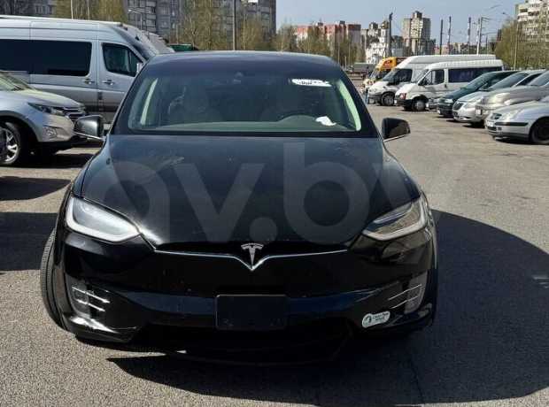Tesla Model X I