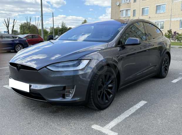 Tesla Model X I