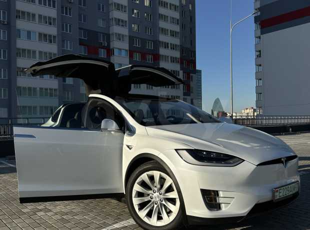 Tesla Model X I